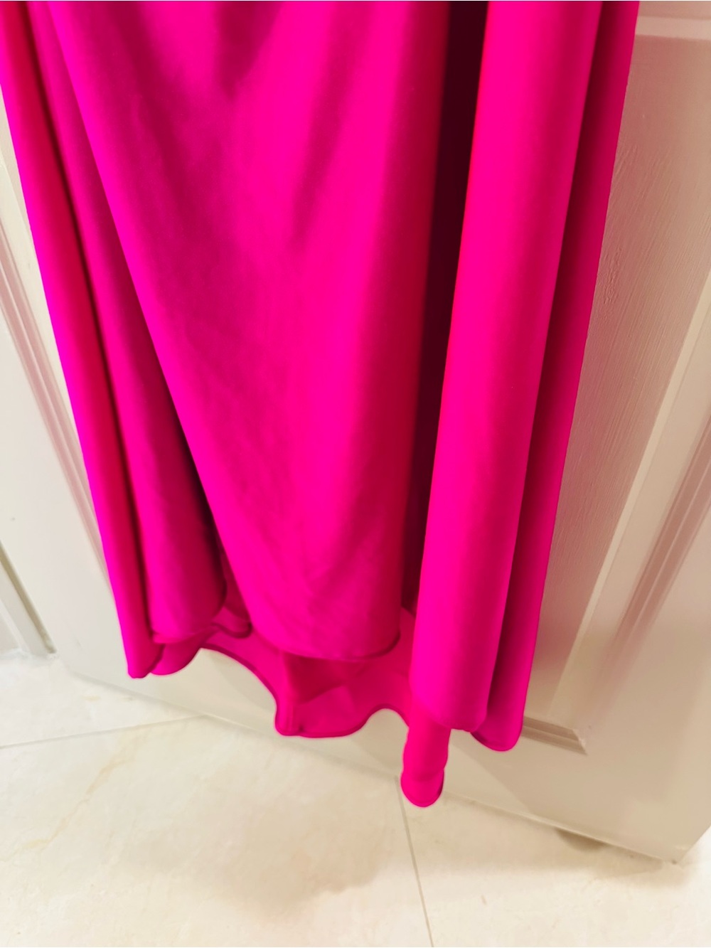 Gianni Bini Hot Pink Formal Maxi Dress Ruched Side Slit Size 5 NWT - Picture 6 of 9